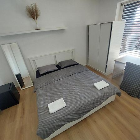 Rose Valley, Modern Studios & Apartments Ljubljana Kültér fotó